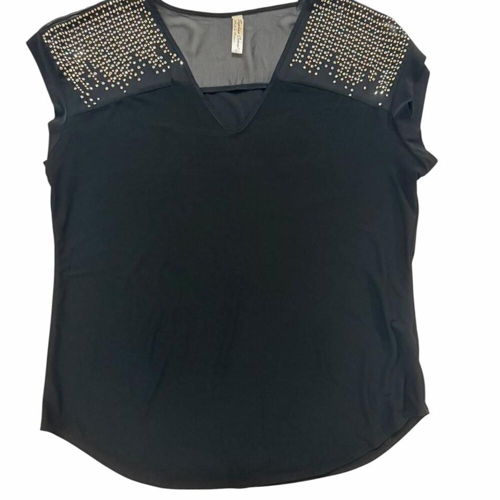 Perseption concepts Black studded blouse with studs on shoulders